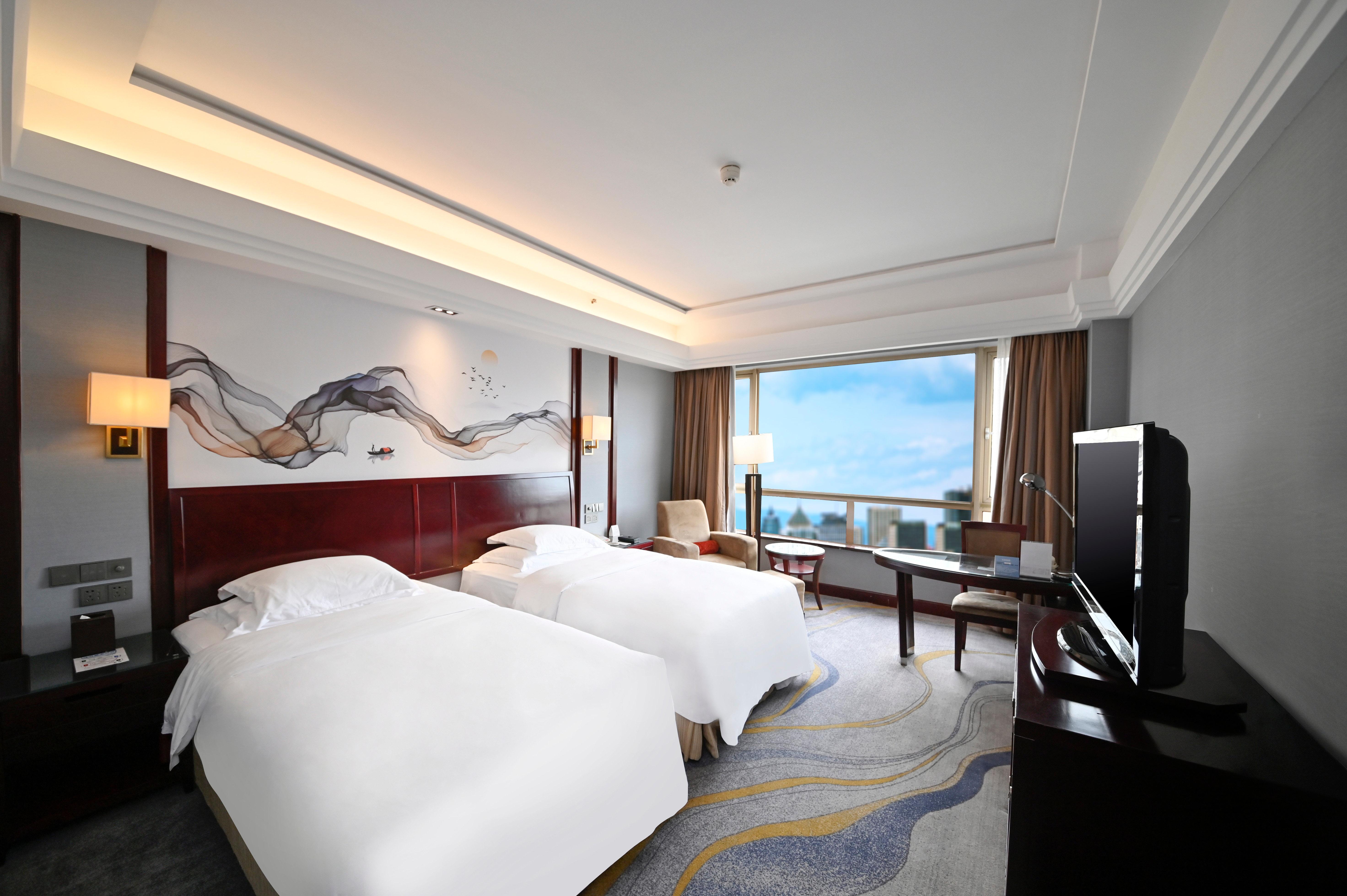 Hotel Crowne Plaza Center By Ihg - Near Railway Station 5*