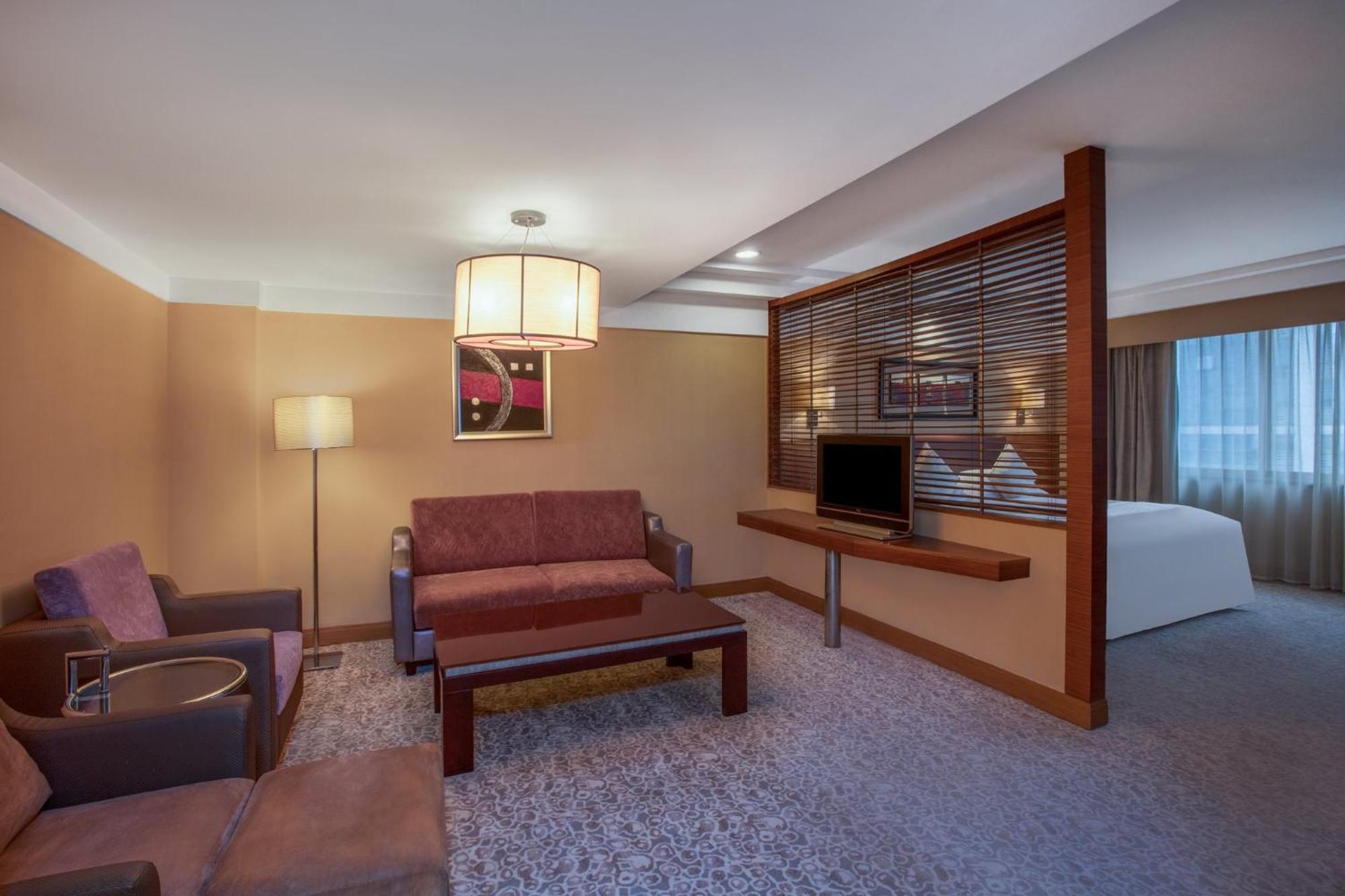 Crowne Plaza Center By Ihg - Near Railway Station Hotel