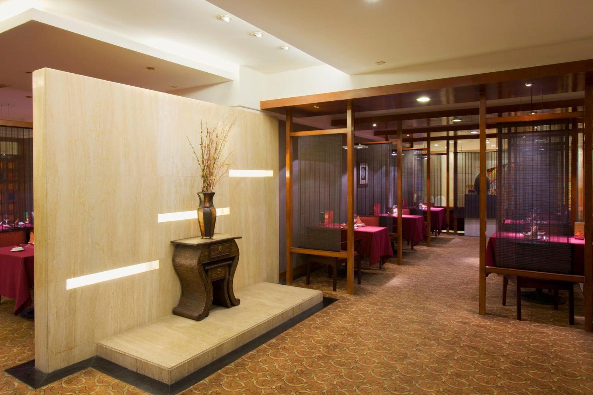Hotel Crowne Plaza Center By Ihg - Near Railway Station 5*